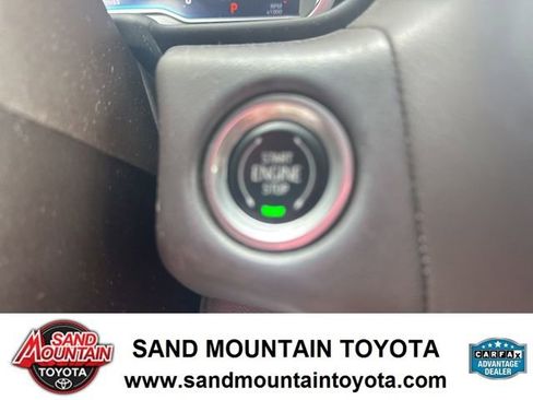 Used 2022 Chevrolet Tahoe Z71 w/ Luxury Package image 19