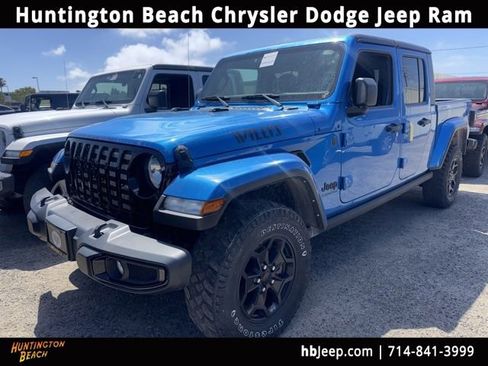 Used 2022 Jeep Gladiator Sport AWD/4WD image 1