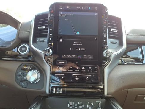 New 2026 RAM 1500 Laramie AWD/4WD image 22