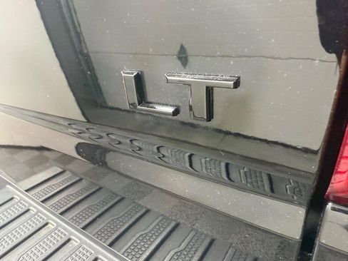 Used 2021 Chevrolet Silverado 1500 LT Trail Boss w/ Convenience Package II image 4