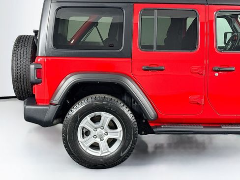 Used 2022 Jeep Wrangler Unlimited Sport AWD/4WD image 39