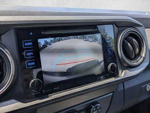 Used 2019 Toyota Tacoma TRD Sport RWD image 13