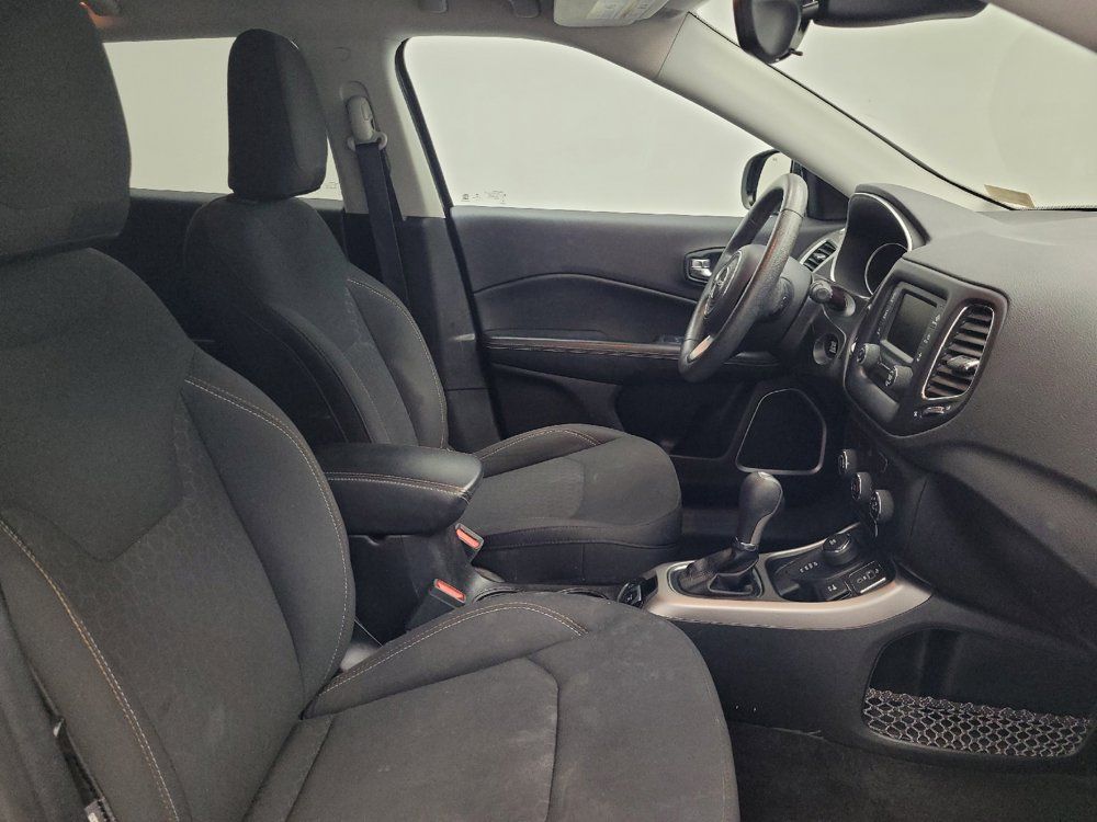 Used 2018 Jeep Compass Sport AWD/4WD image 21