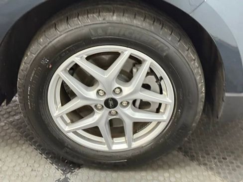 Used 2023 Ford Edge SEL image 14