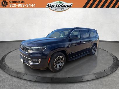Used 2025 Jeep Wagoneer L Series II w/ 8-pass Seating Package