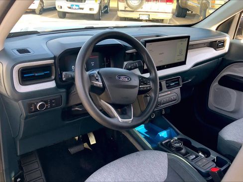 Used 2025 Ford Maverick XLT w/ Equipment Group 302A image 18
