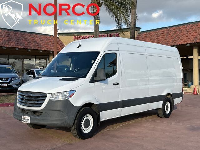 Used 2020 Freightliner Sprinter 2500 RWD image 4