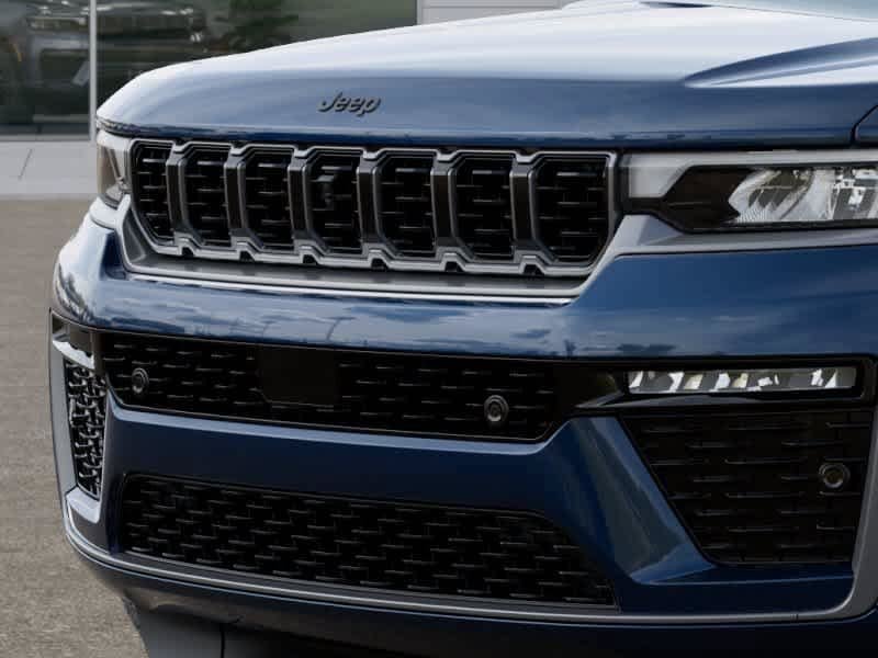 New 2027 Jeep Grand Cherokee Summit AWD/4WD image 11