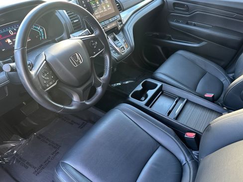 Used 2024 Honda Odyssey EX-L image 4
