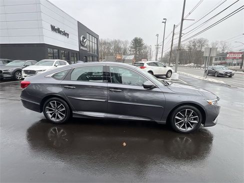 Used 2022 Honda Accord EX-L image 9