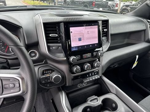 New 2026 RAM 1500 Express AWD/4WD image 27