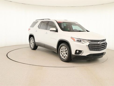 Used 2020 Chevrolet Traverse LT image 10