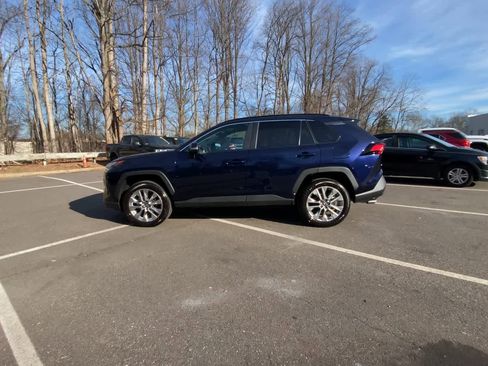 Certified 2025 Toyota RAV4 XLE Premium image 9