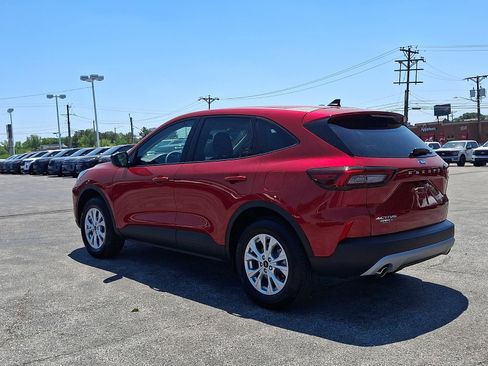Used 2026 Ford Escape Active w/ Cold Weather Package AWD/4WD image 4