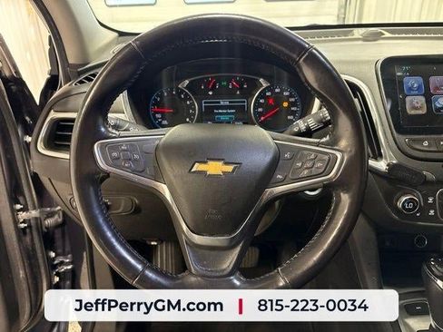 Used 2018 Chevrolet Equinox LT w/ Sun & Infotainment Package AWD/4WD image 10