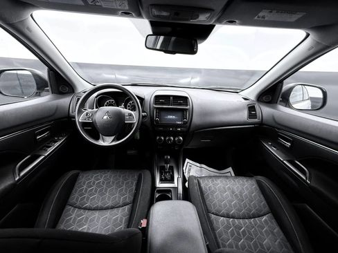 Used 2021 Mitsubishi Outlander Sport ES FWD image 23