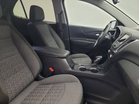 Used 2023 Chevrolet Equinox LT AWD/4WD image 21