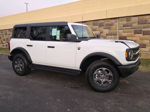 New 2025 Ford Bronco Big Bend image 3
