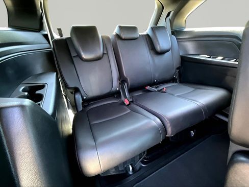 Used 2023 Honda Odyssey Sport image 26