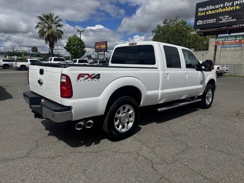 Used 2016 Ford F250 Lariat w/ Lariat Interior Package image 7
