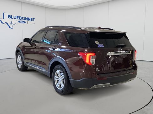 Used 2020 Ford Explorer XLT w/ Equipment Group 202A RWD image 7
