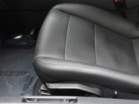 Used 2025 Porsche 718 Cayman image 45