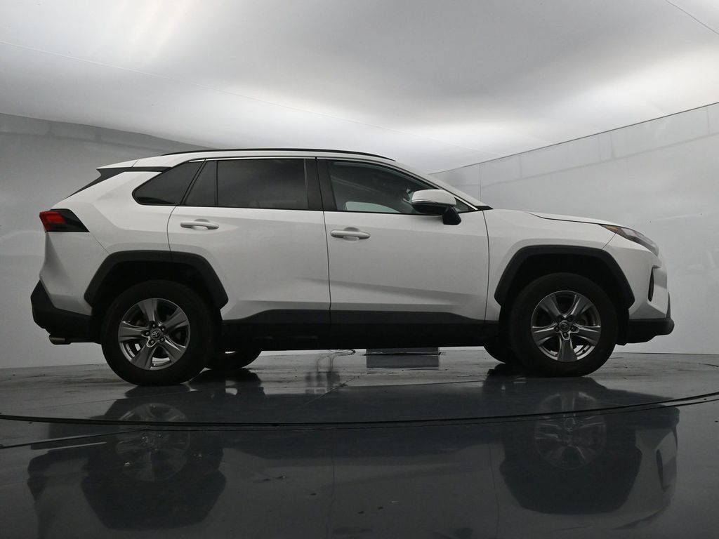 Used 2024 Toyota RAV4 XLE AWD/4WD image 24