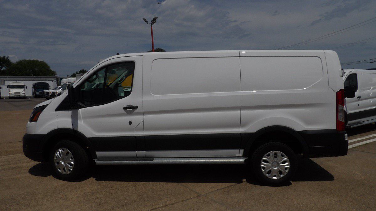 Used 2025 Ford Transit 250 Low Roof w/ Exterior Upgrade Package RWD image 5