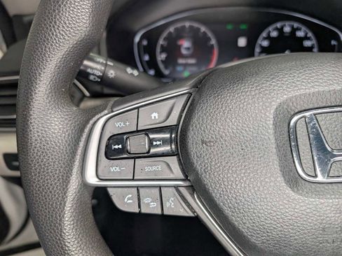 Used 2018 Honda Accord LX image 31