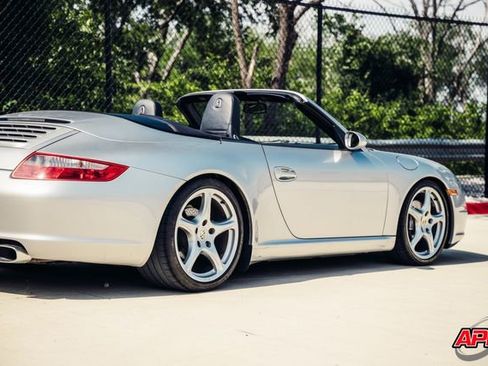 Used 2006 Porsche 911 Carrera RWD image 42