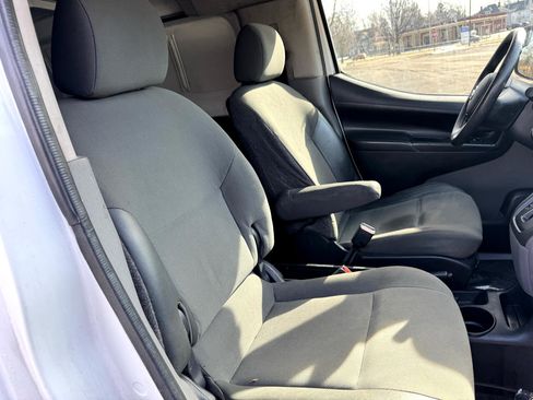 Used 2013 Nissan NV200 S w/ Cruise Control Pkg image 28