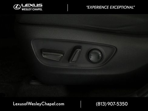 Used 2023 Toyota RAV4 AWD Hybrid image 21