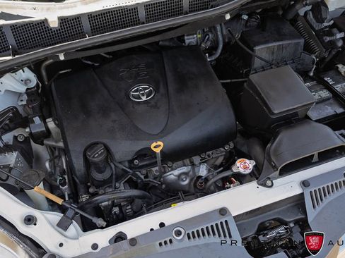 Used 2020 Toyota Sienna Limited FWD image 46