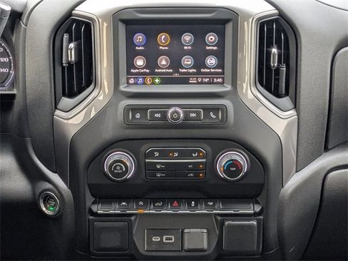 Certified 2022 Chevrolet Silverado 1500 Custom image 21