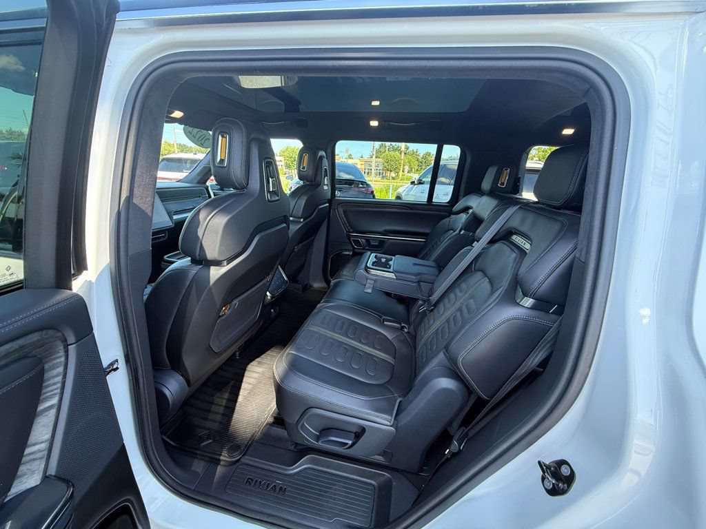 Used 2022 Rivian R1S Launch Edition Quad AWD/4WD image 23