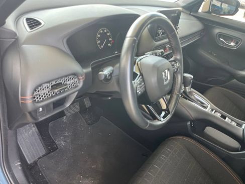 Used 2024 Honda HR-V Sport image 9