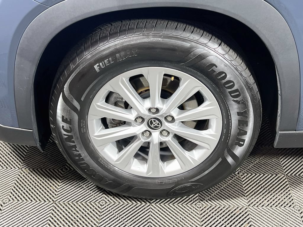 Certified 2025 Toyota Grand Highlander AWD image 26