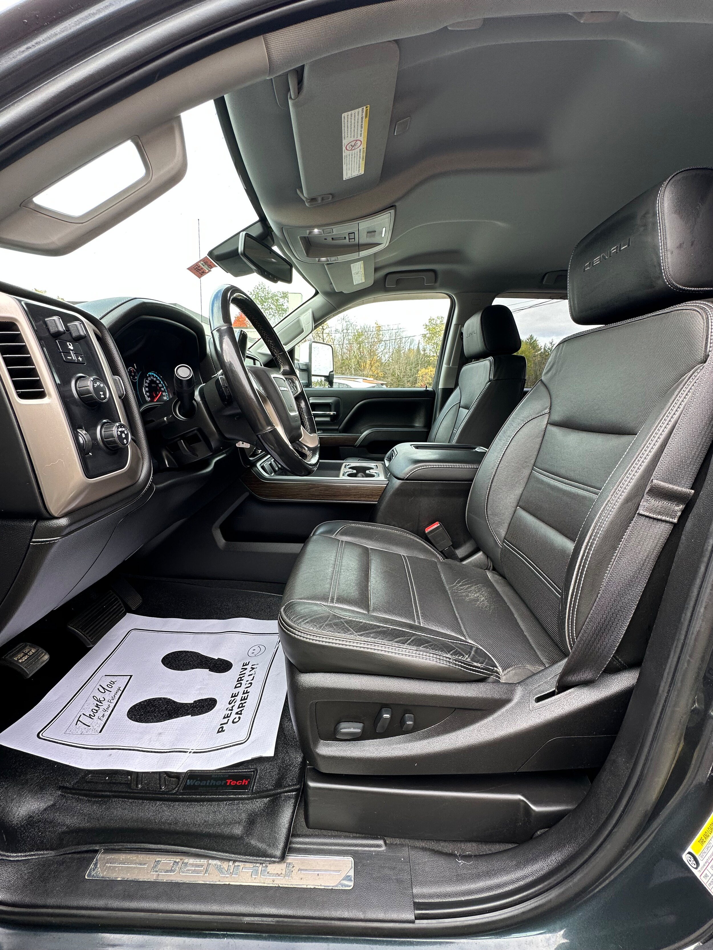 Used 2019 GMC Sierra 3500 Denali w/ Duramax Plus Package AWD/4WD image 12