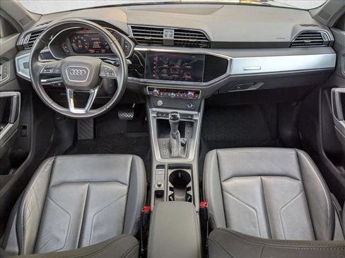 Used 2020 Audi Q3 2.0T Premium w/ Convenience Package image 18