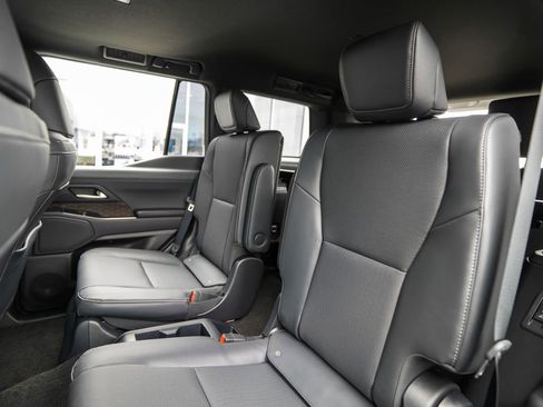 New 2026 Lexus GX 550 image 35