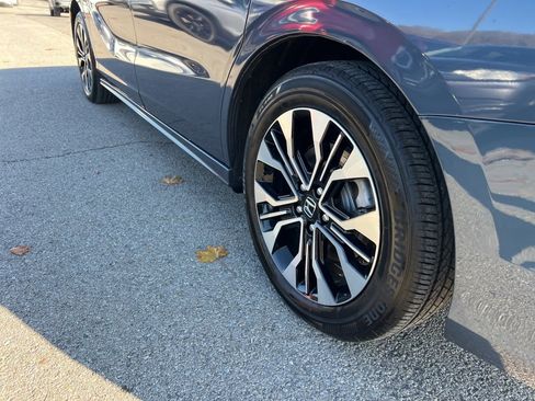 Used 2025 Honda Odyssey Elite image 35