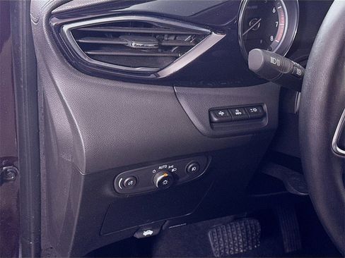 Certified 2021 Buick Encore GX Essence w/ Advanced Technology Package image 5