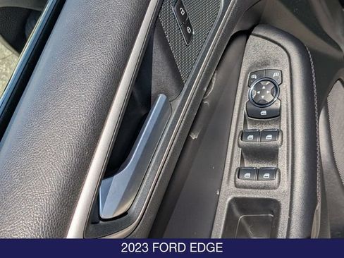 Certified 2023 Ford Edge SEL w/ Convenience Package AWD/4WD image 12
