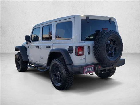 Used 2025 Jeep Wrangler Willys image 7