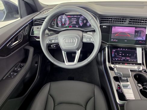 New 2026 Audi SQ7 Prestige AWD/4WD image 32