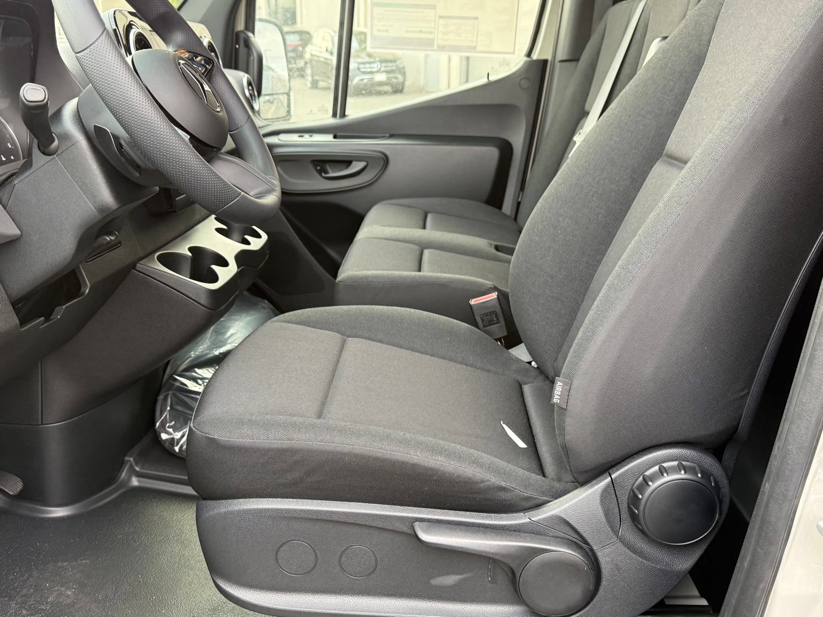 New 2026 Mercedes-Benz Sprinter 2500 image 19
