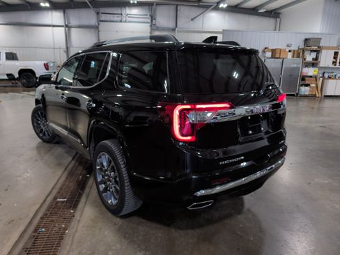 Used 2023 GMC Acadia Denali w/ Black Diamond Edition AWD/4WD image 4