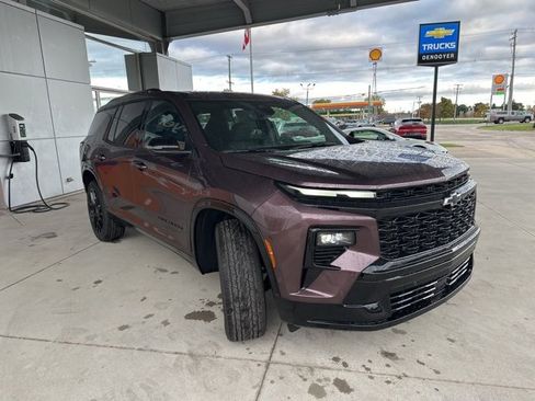 New 2026 Chevrolet Traverse RS image 3