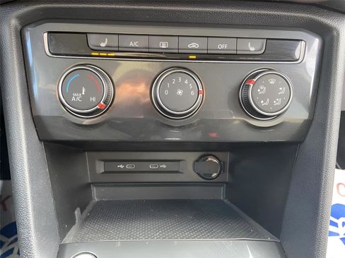 Used 2022 Volkswagen Tiguan S image 30