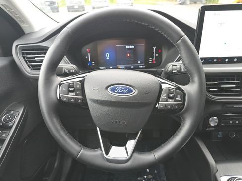 Certified 2023 Ford Escape Active w/ Tech Pack #1 image 6